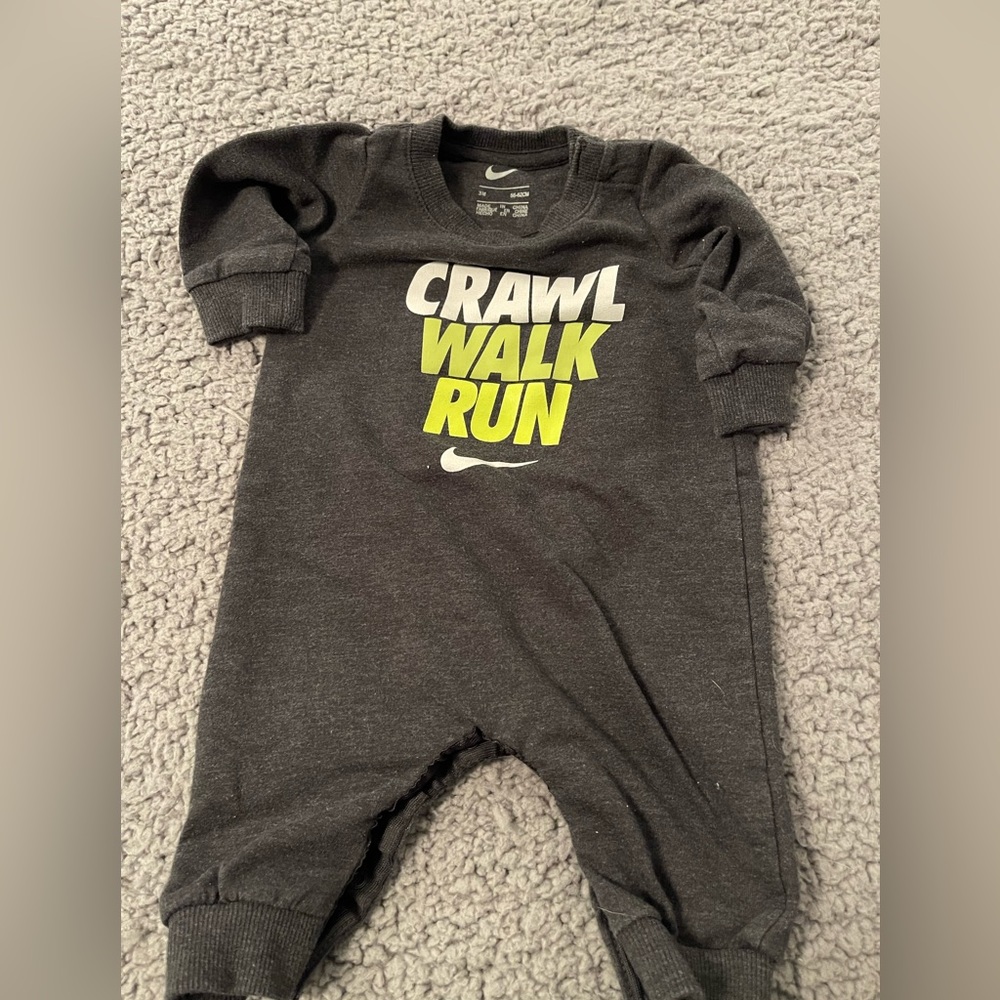 Nike bundle - Picture 9 of 10